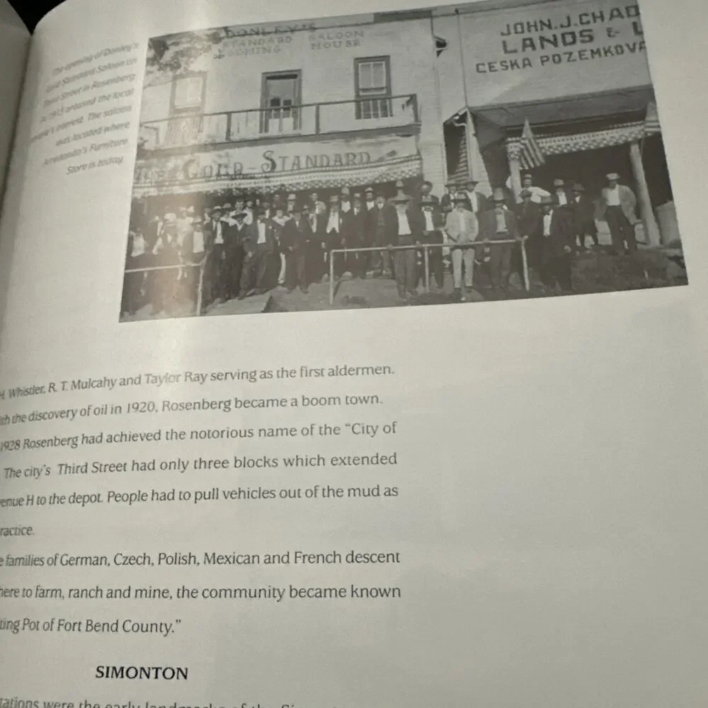 Fort Bend County,‎ Texas: A Pictorial History by Sharon Wallingford